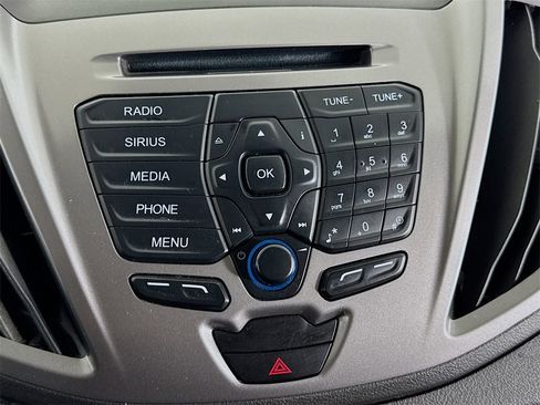 Used 2018 Ford Transit 350 XLT image 17