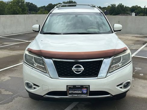 Used 2014 Nissan Pathfinder Platinum w/ Platinum Premium Package FWD image 9