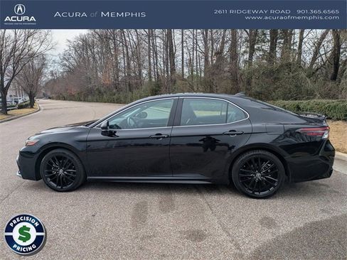 Used 2023 Toyota Camry XSE image 2