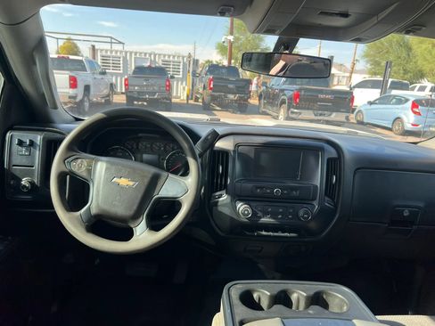 Used 2019 Chevrolet Silverado 2500 W/T RWD image 12