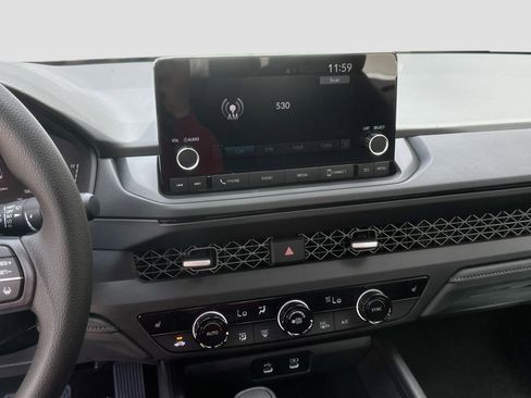 New 2025 Honda Accord SE image 10