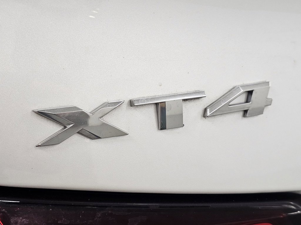 Used 2023 Cadillac XT4 Premium Luxury w/ Technology Package AWD/4WD image 35
