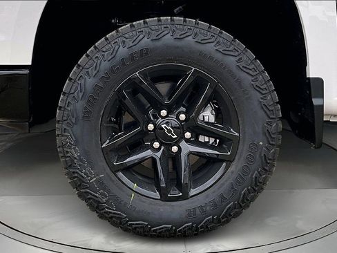New 2026 Chevrolet Silverado 1500 Custom Trail Boss image 14