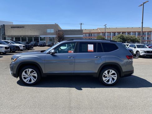 Certified 2023 Volkswagen Atlas SE w/ Panoramic Sunroof Package FWD image 53