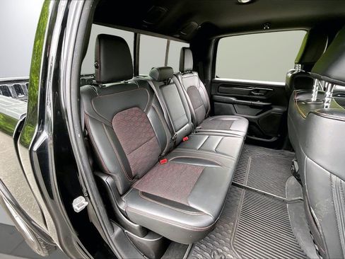 Used 2022 RAM 1500 Big Horn w/ Built-to-serve Edition AWD/4WD image 25