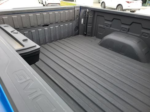 Used 2024 GMC Sierra 1500 AT4X AWD/4WD image 7