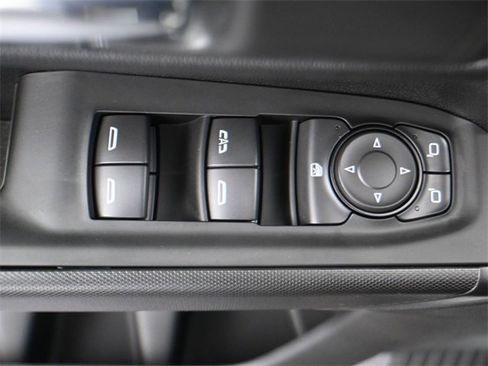 Used 2026 Chevrolet Silverado 1500 Custom image 12