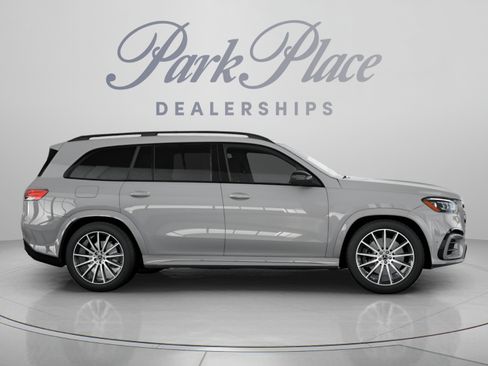 Used 2026 Mercedes-Benz GLS 450 4MATIC image 28