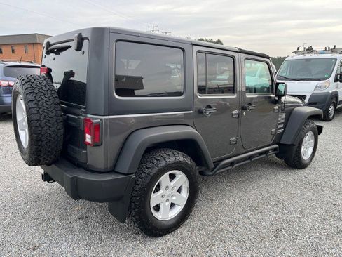 Used 2017 Jeep Wrangler Unlimited Sport w/ Quick Order Package 24S image 7
