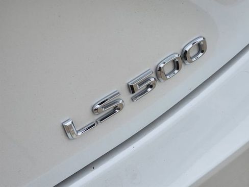 Used 2023 Lexus LS 500 w/ Interior Upgrade Package image 12