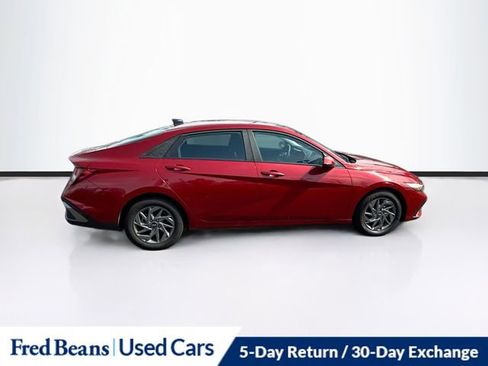 Used 2024 Hyundai Elantra SEL image 8