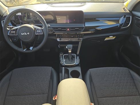 New 2026 Kia Seltos S image 12