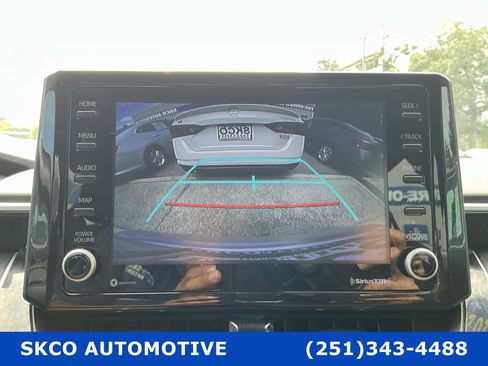 Used 2022 Toyota Corolla SE FWD image 17