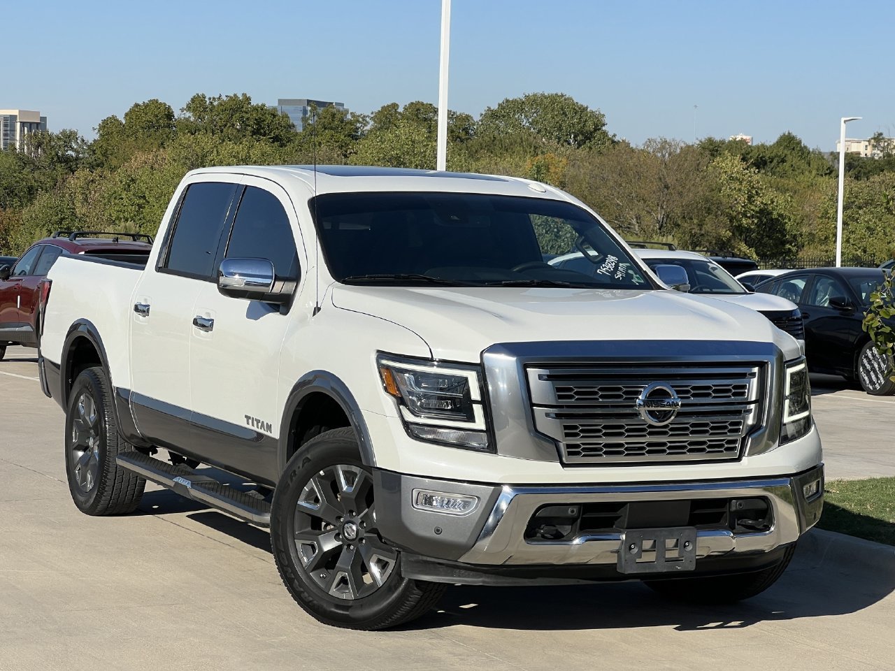 Used 2021 Nissan Titan Platinum Reserve w/ Moonroof Package AWD/4WD image 1