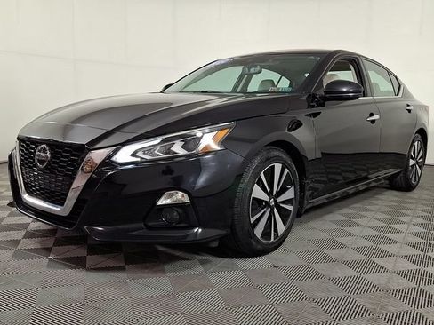 Used 2020 Nissan Altima 2.5 SV FWD image 6