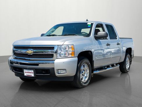 Used 2011 Chevrolet Silverado 1500 LT w/ All-Star Edition AWD/4WD image 3