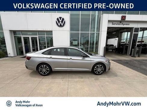 Used 2026 Volkswagen Jetta Sport FWD image 5