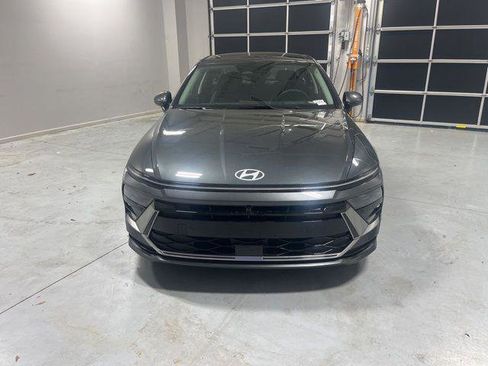 New 2025 Hyundai Sonata Limited image 2