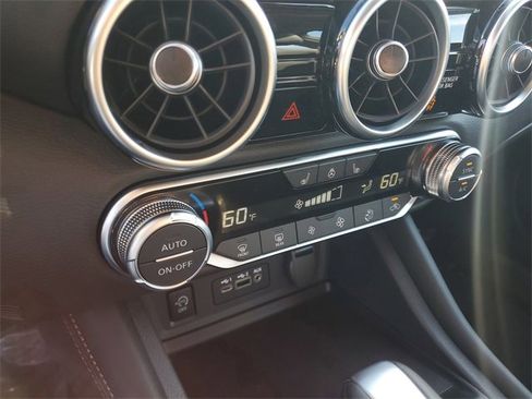 New 2025 Nissan Sentra SR w/ SR Premium Package image 18