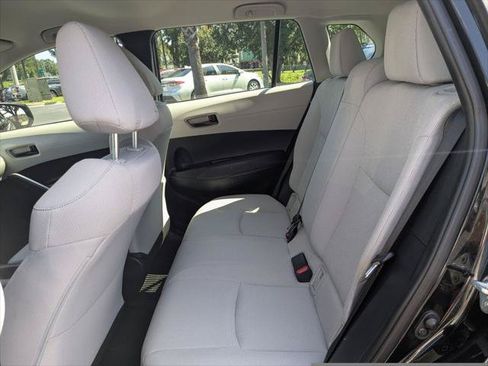 Certified 2022 Toyota Corolla Cross L FWD image 14