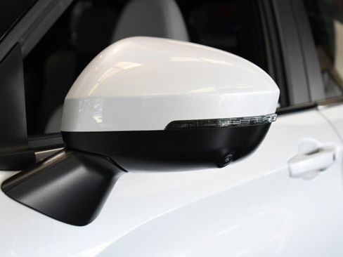 New 2026 Mitsubishi Outlander SE FWD image 7