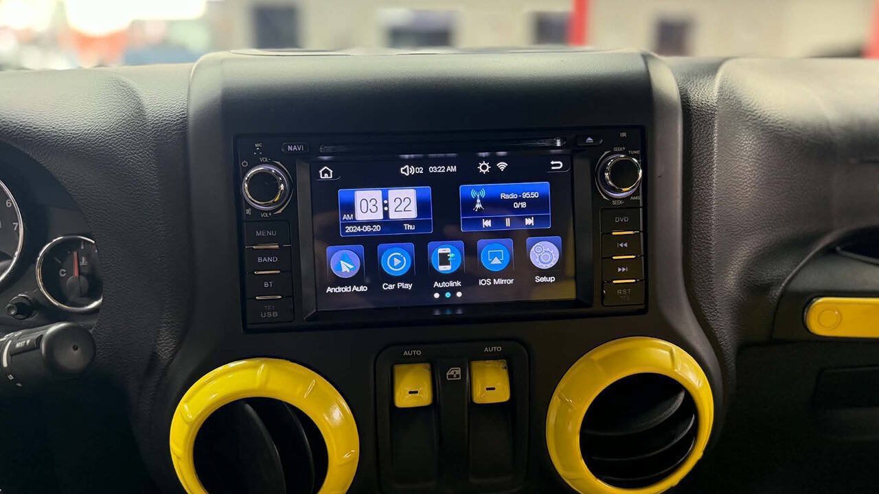 Used 2013 Jeep Wrangler Sport AWD/4WD image 16