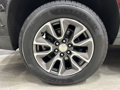 Used 2021 Chevrolet Suburban LT w/ Rear Media and Nav Package image 24