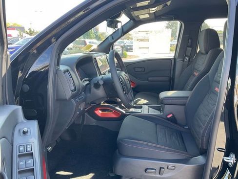 New 2026 Nissan Frontier PRO-4X w/ Pro-4x Convenience Package image 12