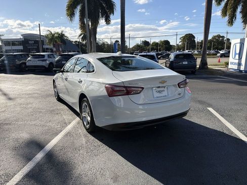 Used 2022 Chevrolet Malibu LT image 6