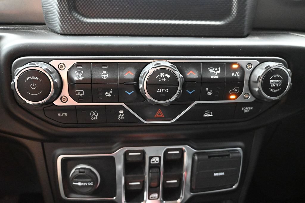 Used 2022 Jeep Wrangler Unlimited Sport AWD/4WD image 13