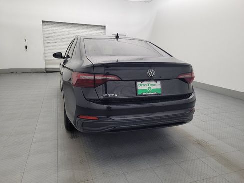 Used 2023 Volkswagen Jetta S image 6