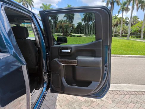 Used 2021 GMC Sierra 1500 Elevation w/ Preferred Package AWD/4WD image 25
