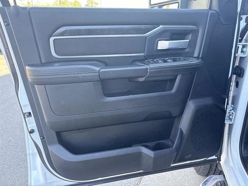 Used 2024 RAM 2500 Big Horn image 23