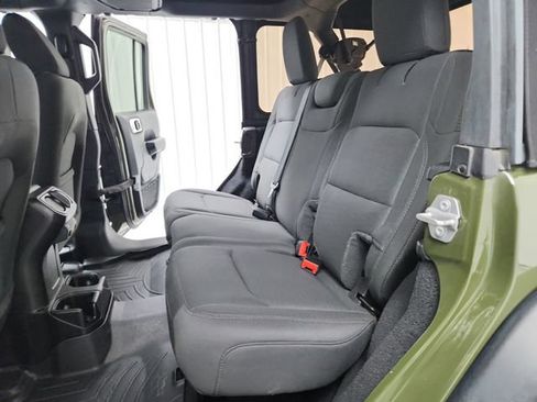 Used 2020 Jeep Wrangler Unlimited Sport S AWD/4WD image 30