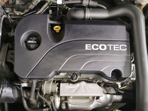 Certified 2020 Chevrolet Equinox LT w/ Driver Convenience Package image 27