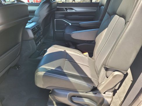 New 2026 Jeep Grand Wagoneer Limited AWD/4WD image 8