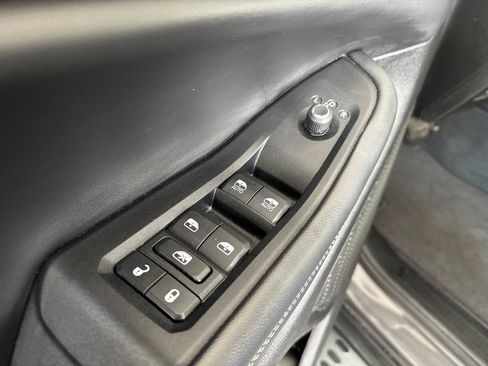 Used 2023 Jeep Grand Cherokee L Laredo w/ Luxury Tech Group I AWD/4WD image 15