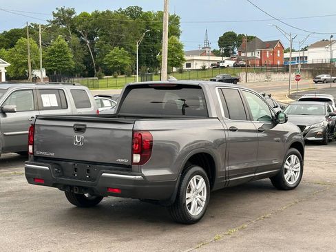 Used 2017 Honda Ridgeline RT image 2