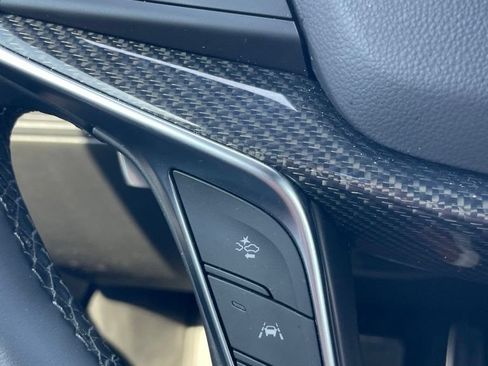 Certified 2025 Cadillac XT5 Sportv w/ Technology Package AWD/4WD image 19