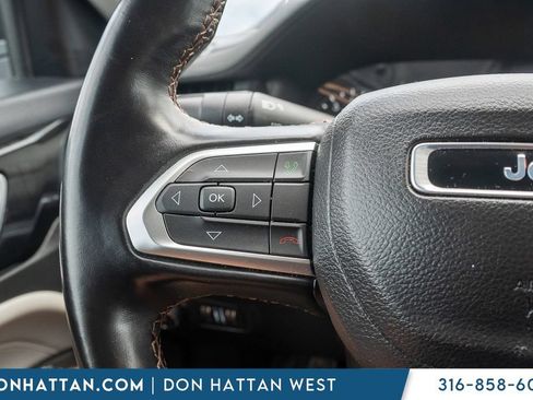 Used 2022 Jeep Compass Limited AWD/4WD image 11