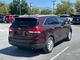 Used 2017 Kia Sorento LX image 3