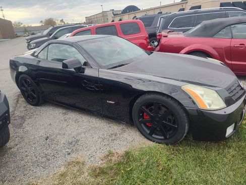 Used 2004 Cadillac XLR image 40