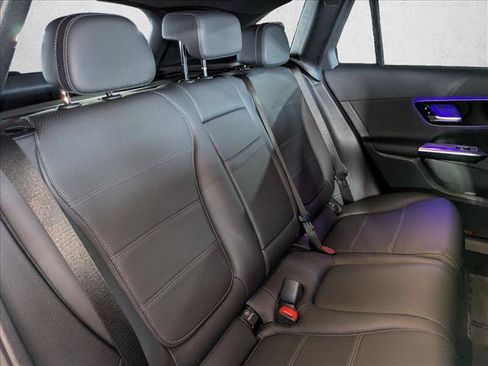 Certified 2026 Mercedes-Benz GLC 300 image 18