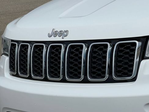 Used 2019 Jeep Grand Cherokee Limited w/ Trailer Tow Group IV AWD/4WD image 45