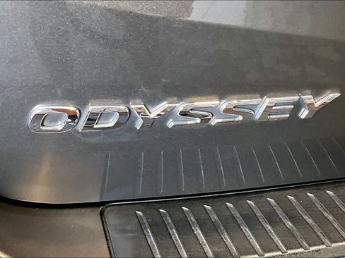Used 2018 Honda Odyssey EX image 10