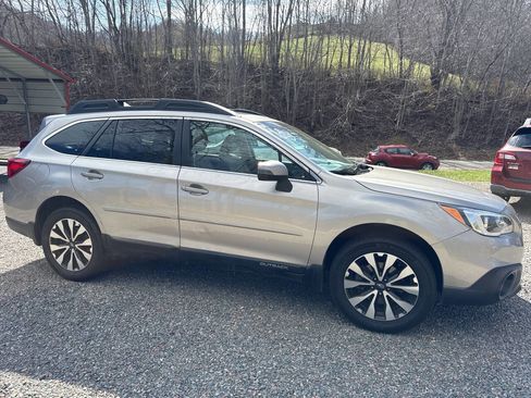 Used 2016 Subaru Outback 2.5i Limited image 5