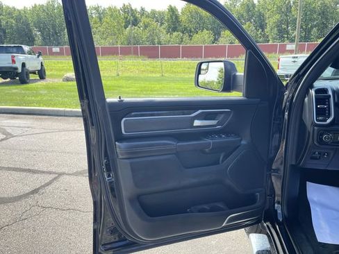 Used 2020 RAM 1500 Big Horn AWD/4WD image 22