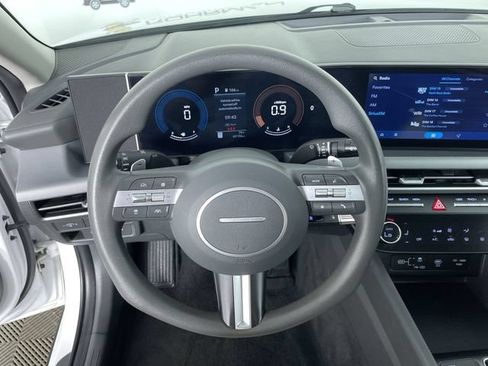 Used 2024 Hyundai Sonata SEL FWD image 27