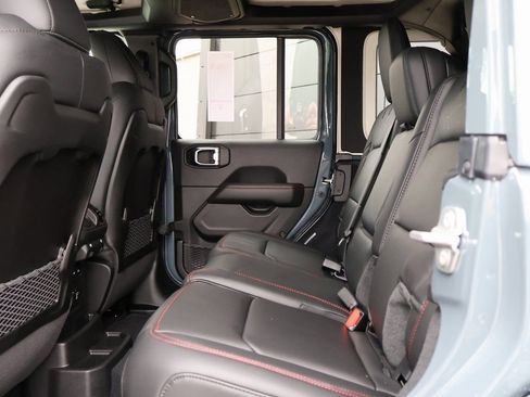 New 2026 Jeep Wrangler Unlimited Rubicon w/ Technology Group image 17