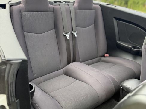 Used 2012 Chrysler 200 Touring FWD image 27